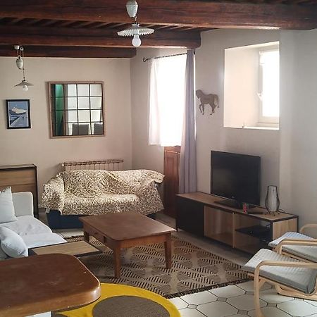 La Maison Sous Le Chateau Tallard Esterno foto